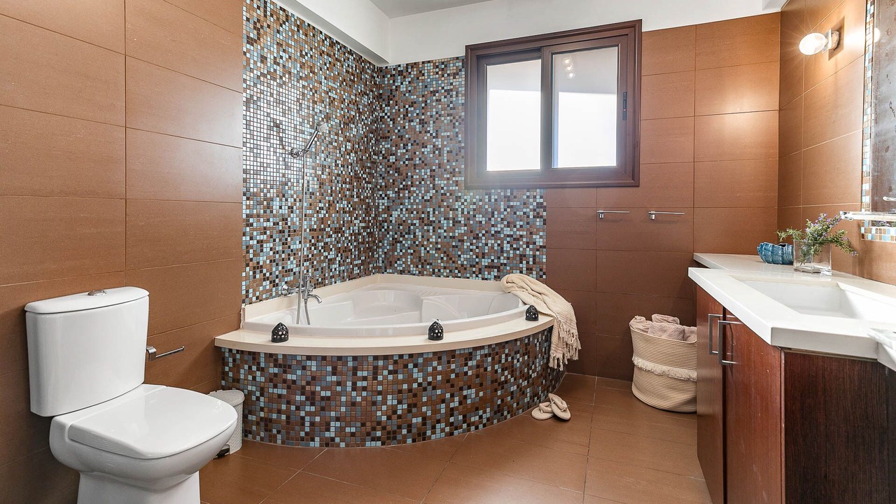 Photo of Bathroom in Agios Georgios Pegeias