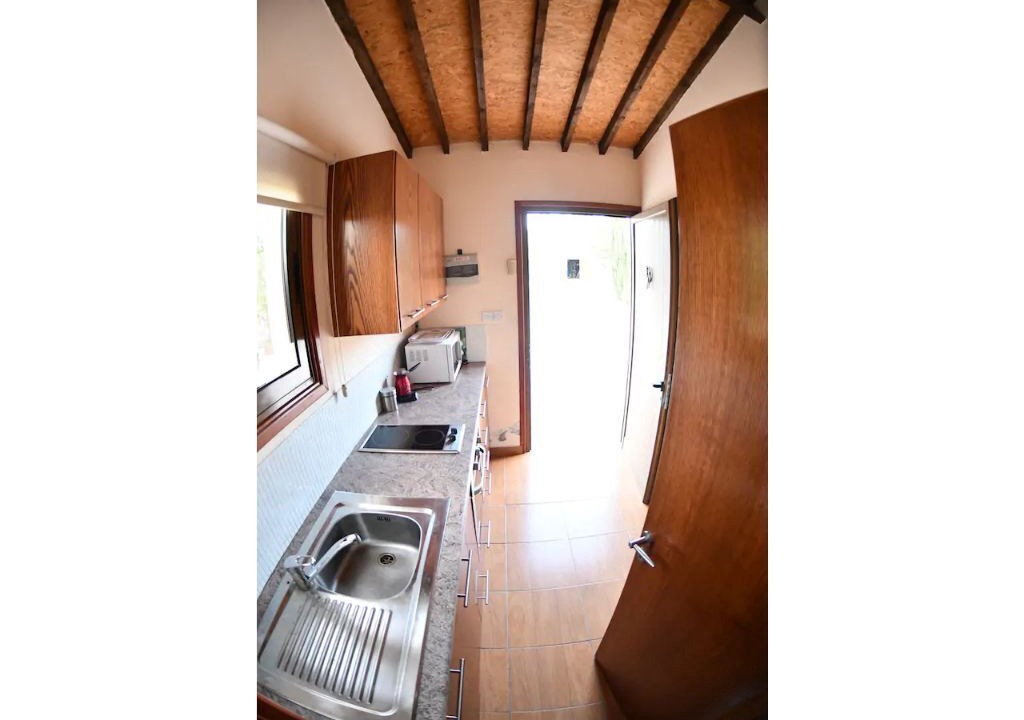 Photo of Kitchen in Politiko