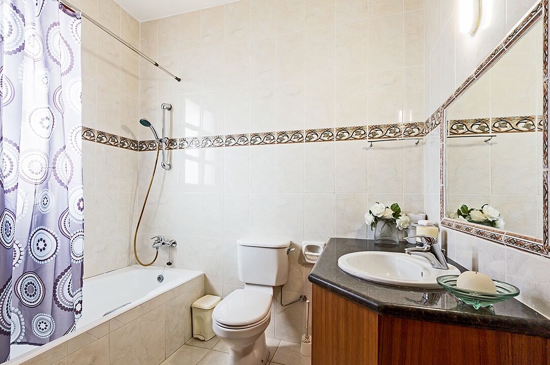 Photo of Bathroom in Peristerona