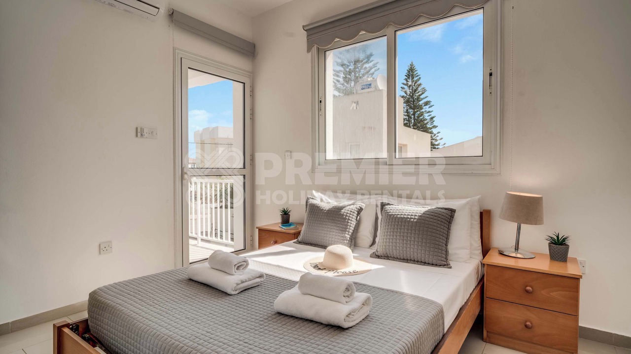 Photo of Bedroom in Pernera