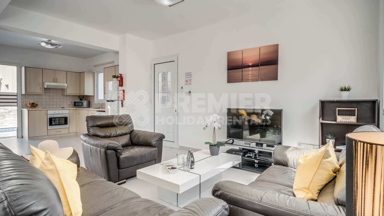 Photo of Livingroom in Pernera