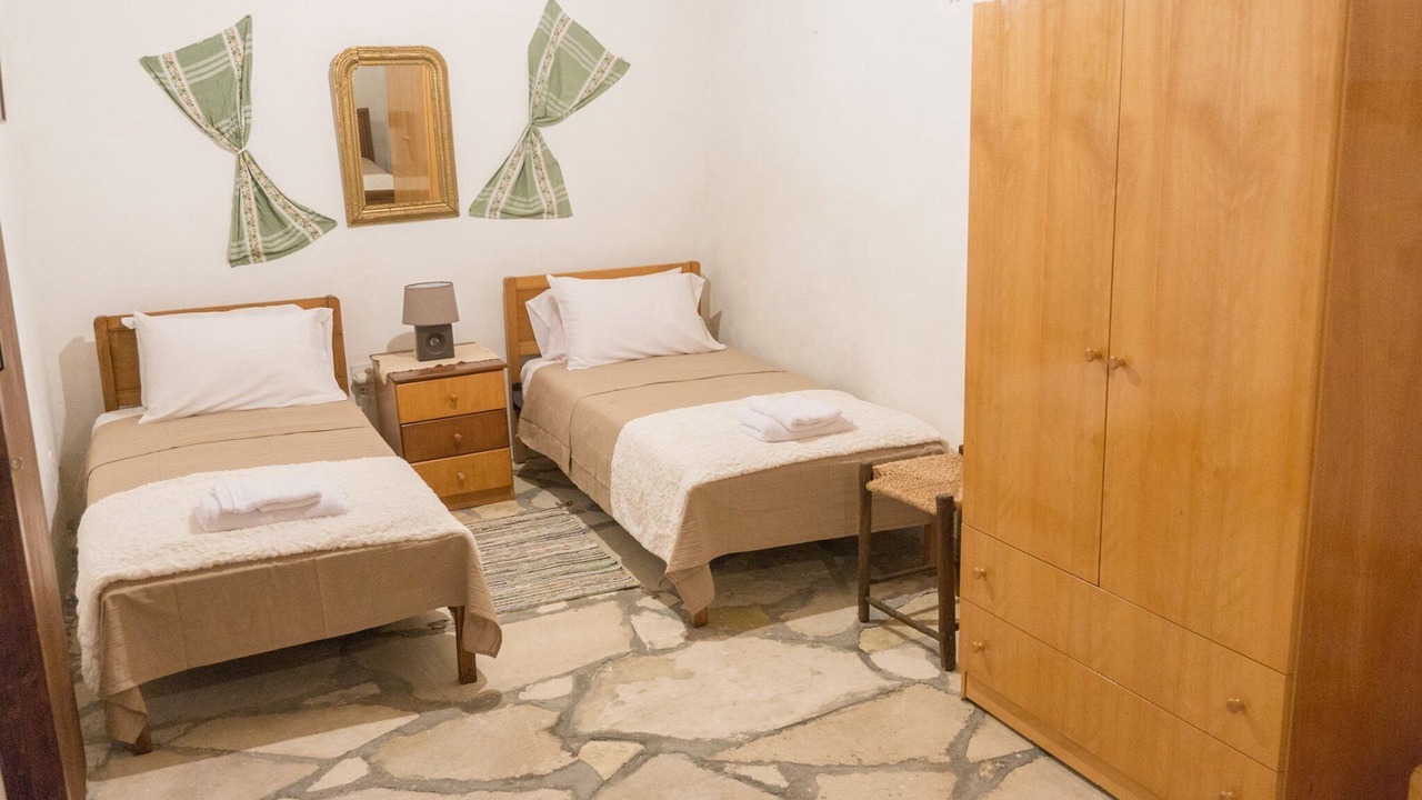 Photo of Bedroom in Lofou