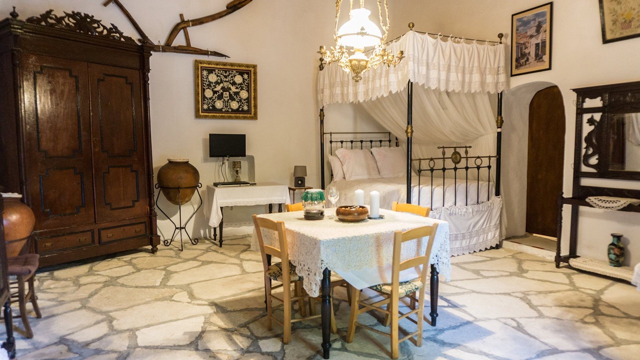 Photo of Bedroom in Lofou
