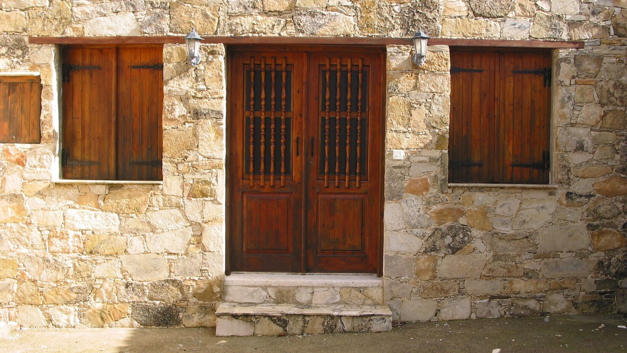 Photo of Others in Karavas