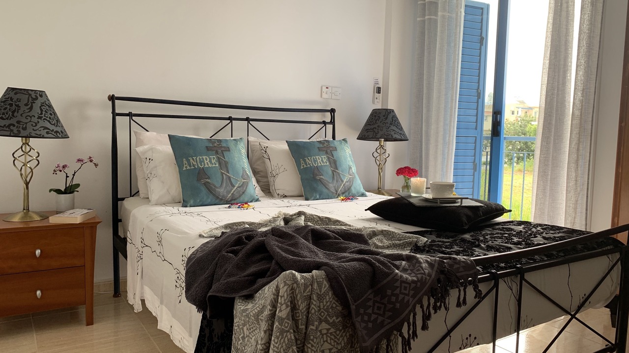 Photo of Bedroom in Polis