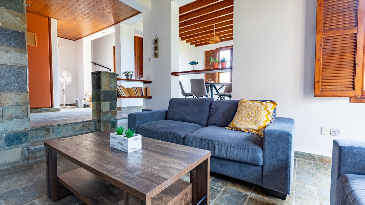 Photo of Livingroom in Latchi