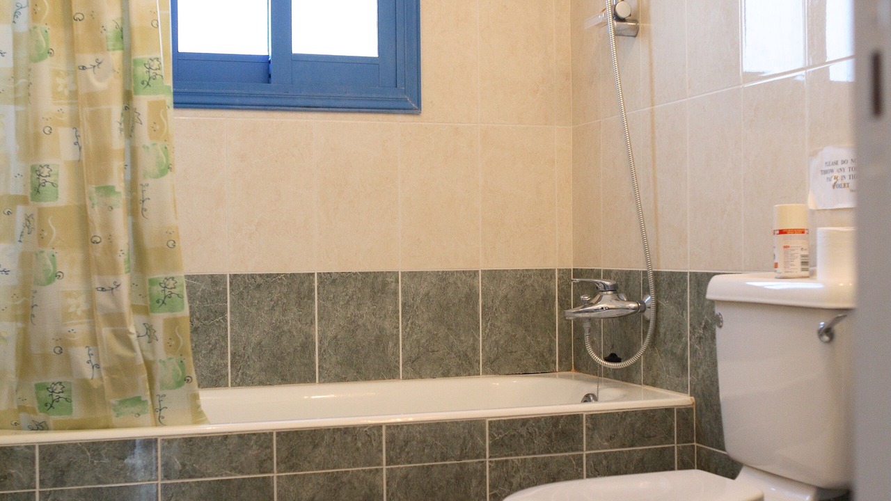 Photo of Bathroom in Geroskipou