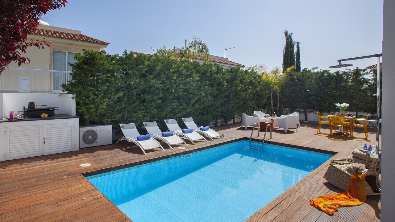 Photo of Outdoor in Pernera