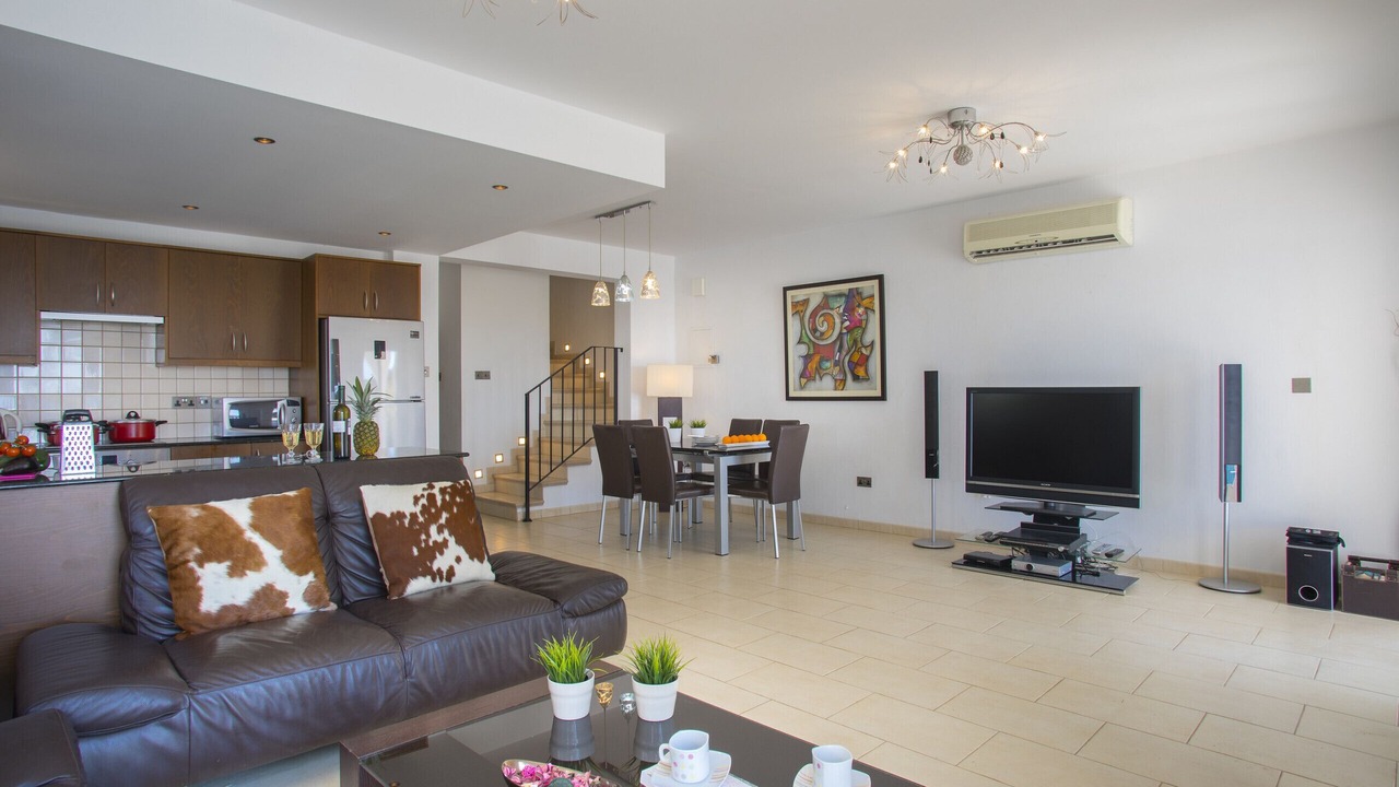Photo of Livingroom in Ayia Thekla