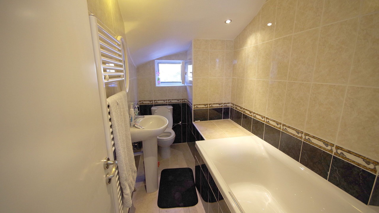 Photo of Bathroom in Lysos