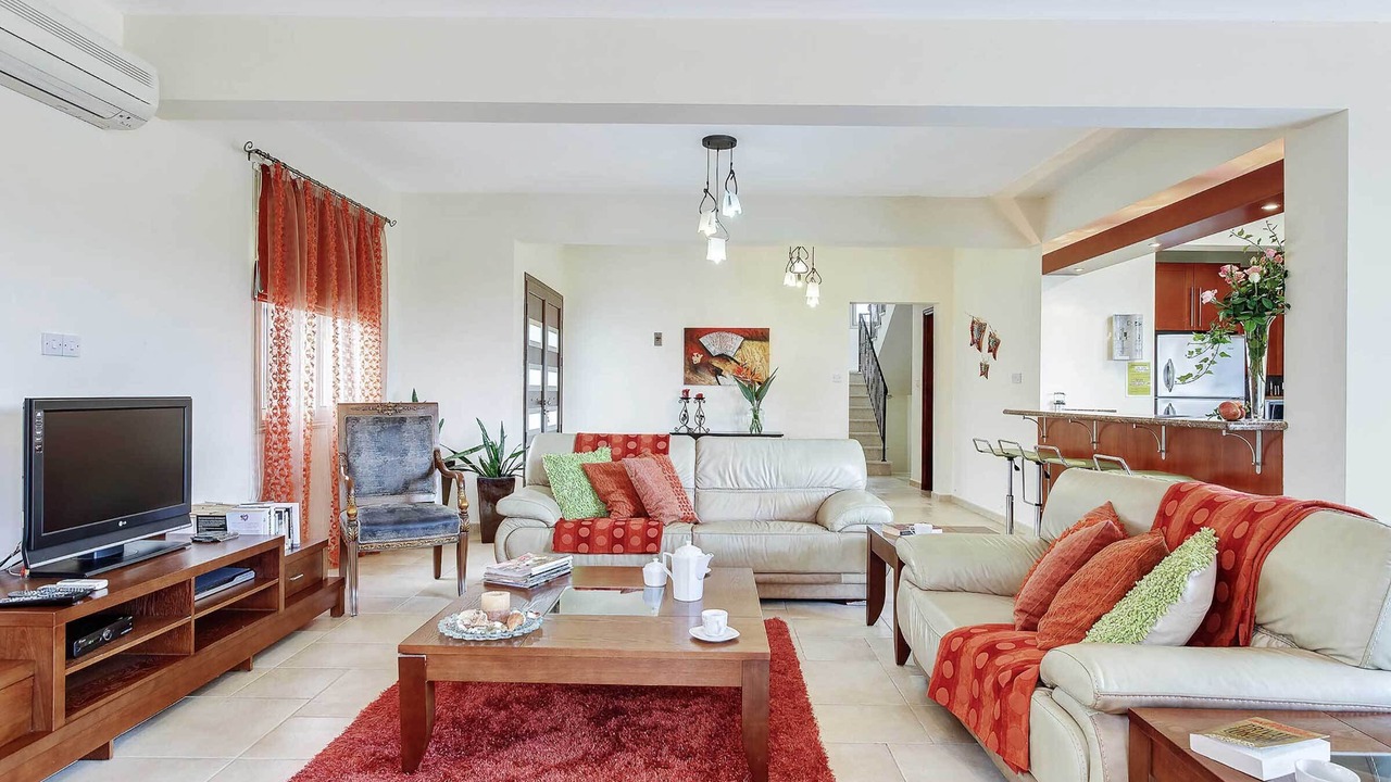 Photo of Livingroom in Latchi