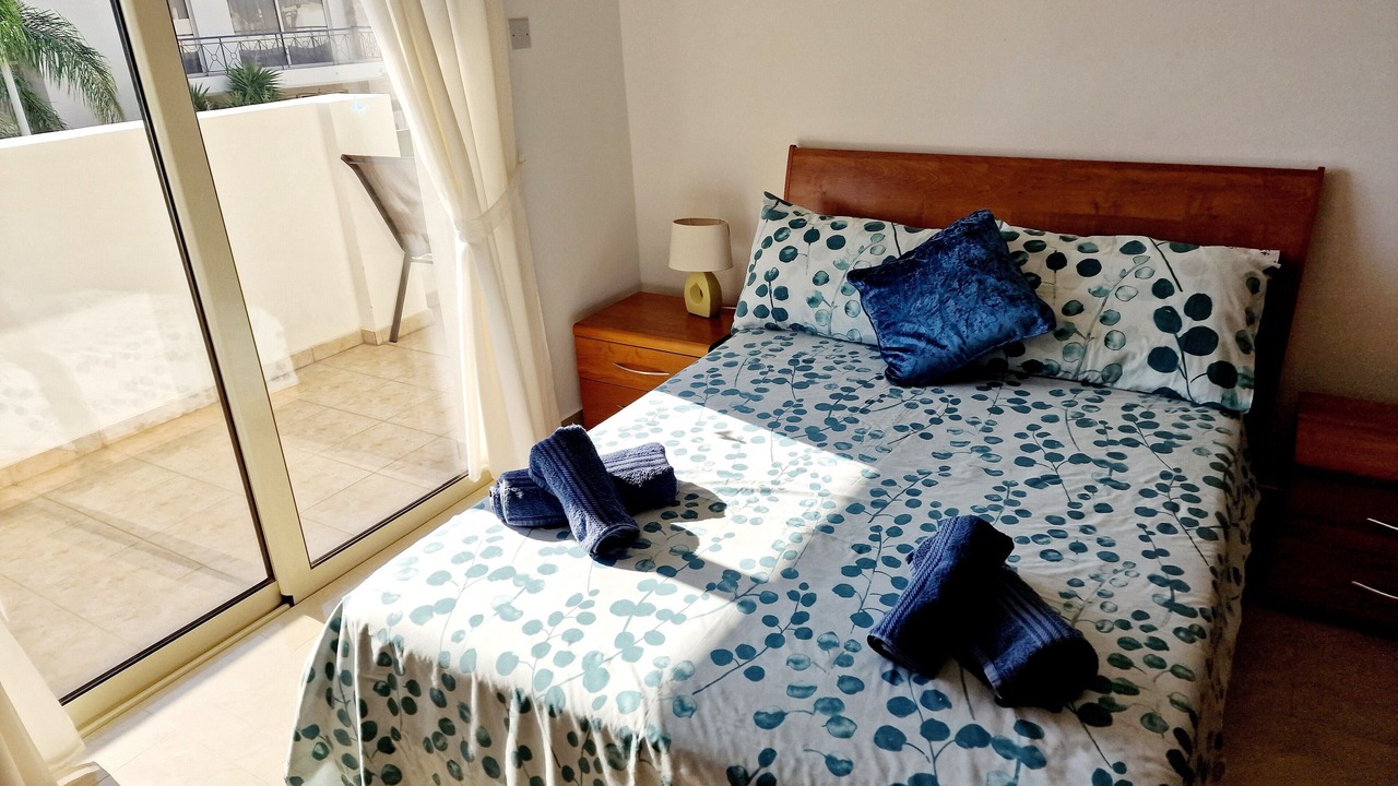 Photo of Bedroom in Peyia Town