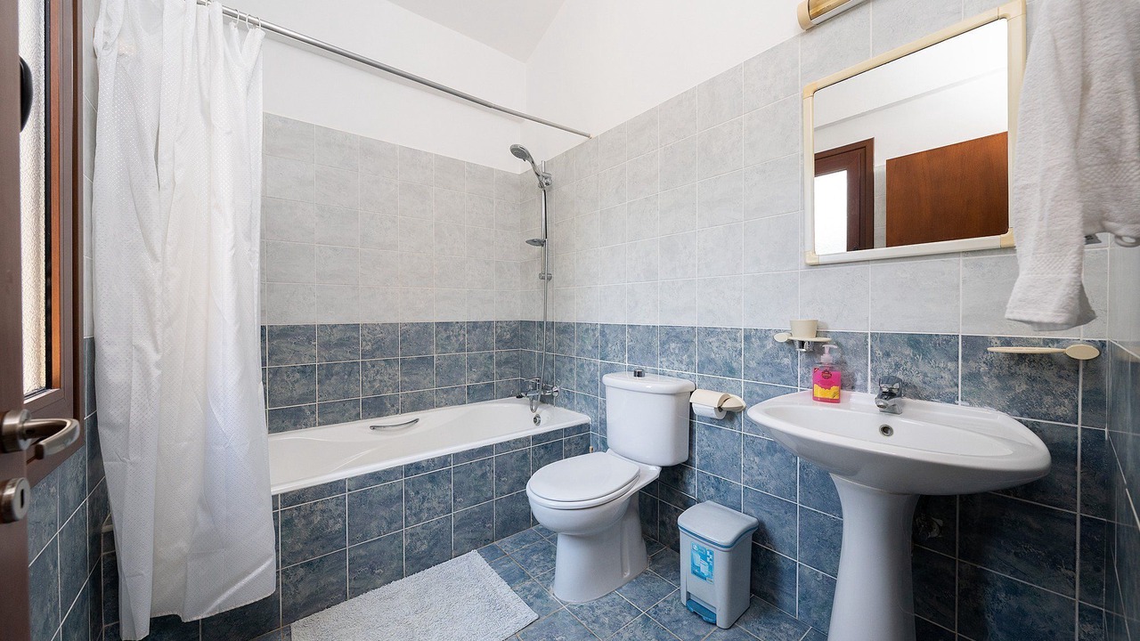 Photo of Bathroom in Argaka