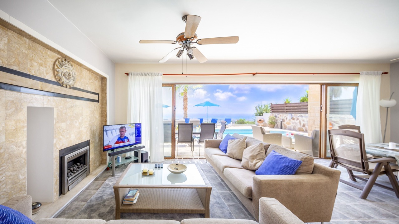 Photo of Livingroom in Tremithousa