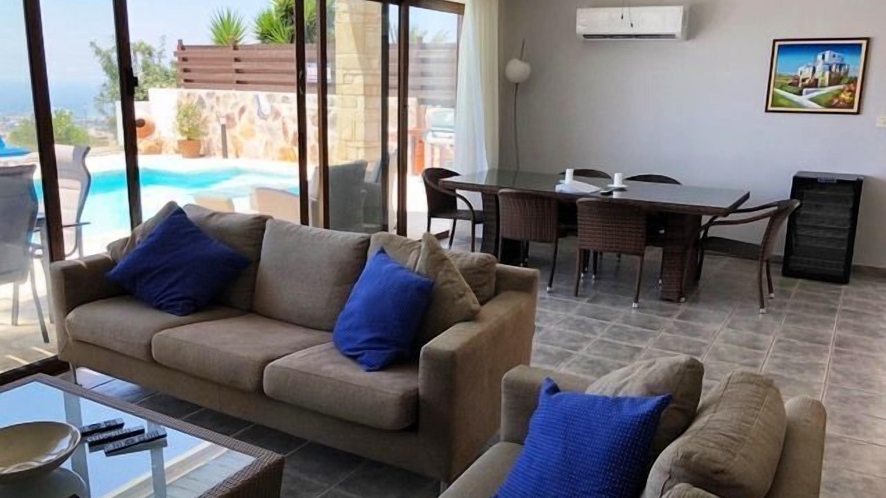 Photo of Livingroom in Tremithousa