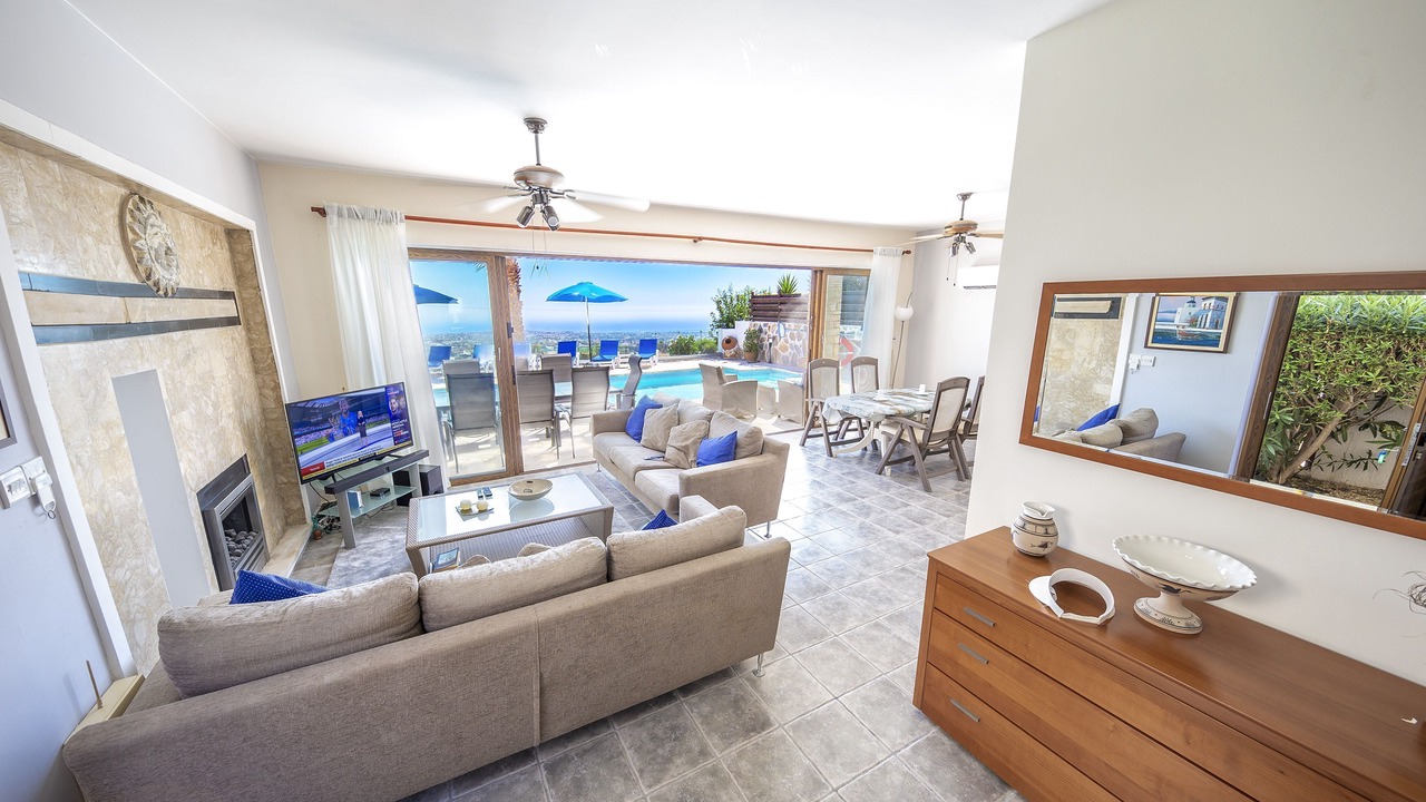 Photo of Livingroom in Tremithousa
