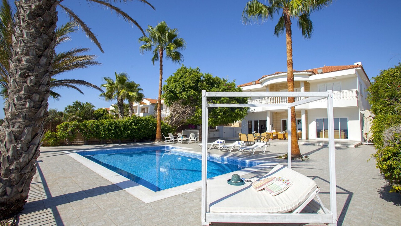 Photo of Outdoor in Larnaca