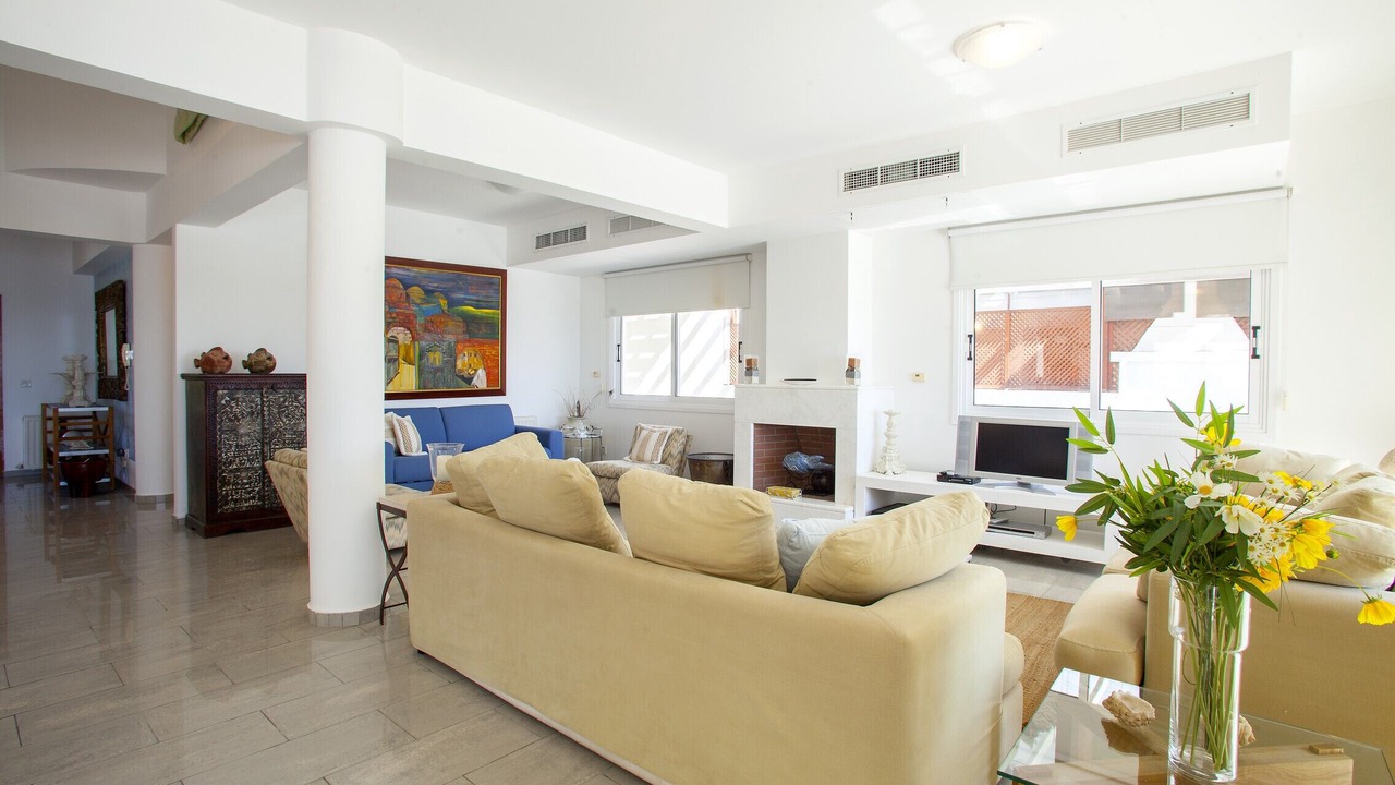 Photo of Livingroom in Larnaca