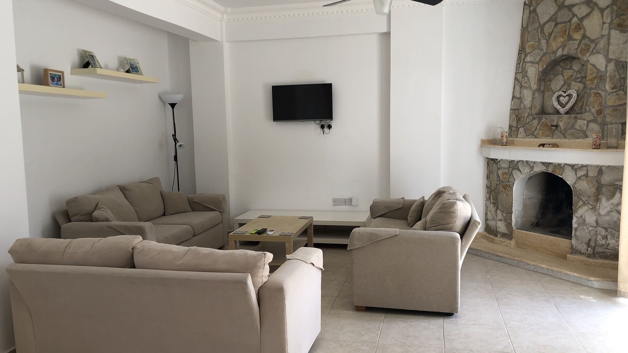 Photo of Livingroom in Kyrenia District