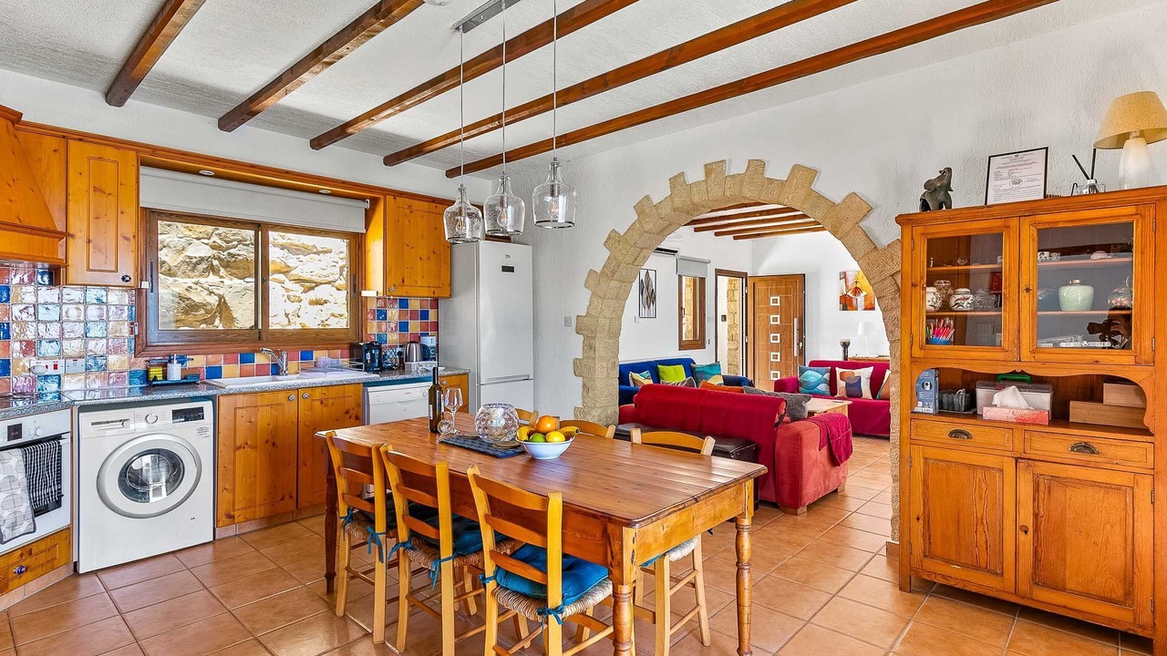 Photo of Kitchen in Peyia Town