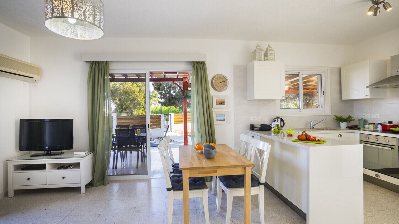 Photo of Kitchen in Pervolia