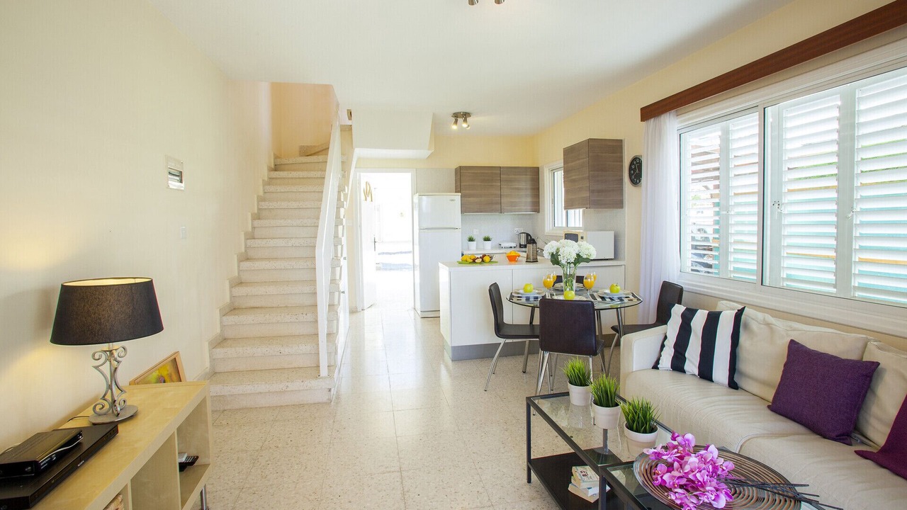 Photo of Livingroom in Pervolia