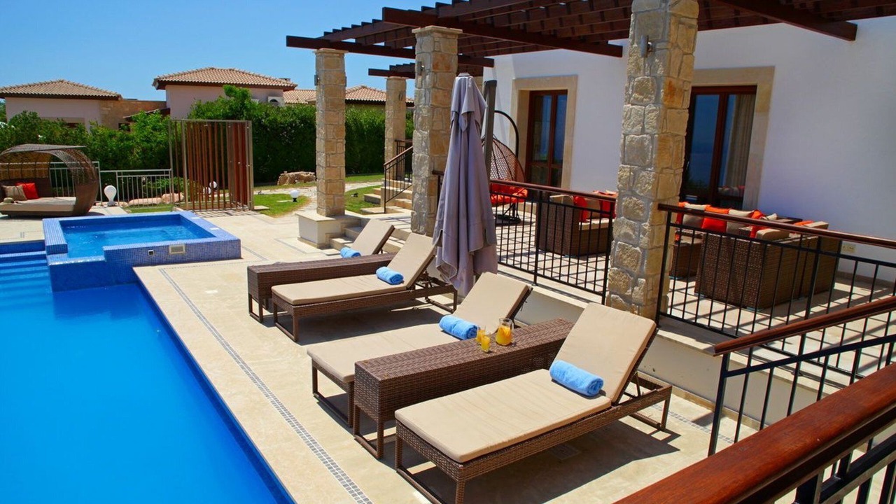 Photo of Others in Aphrodite Hills