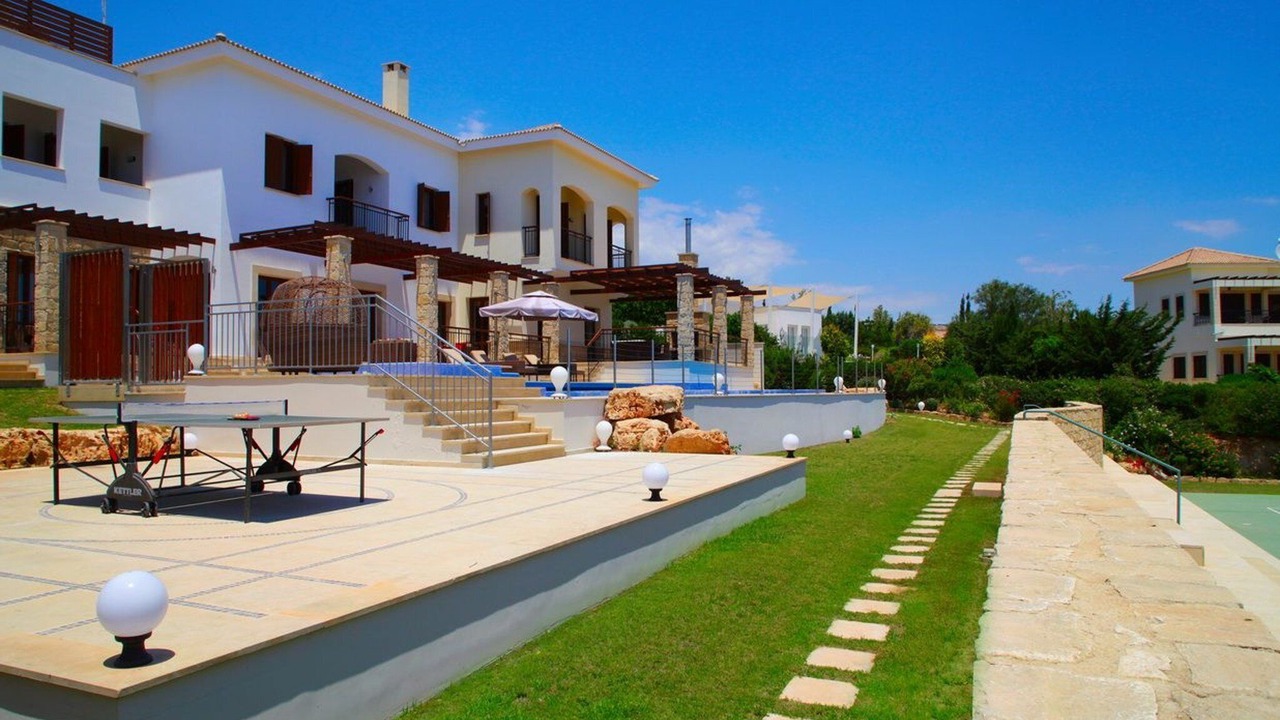 Photo of Others in Aphrodite Hills