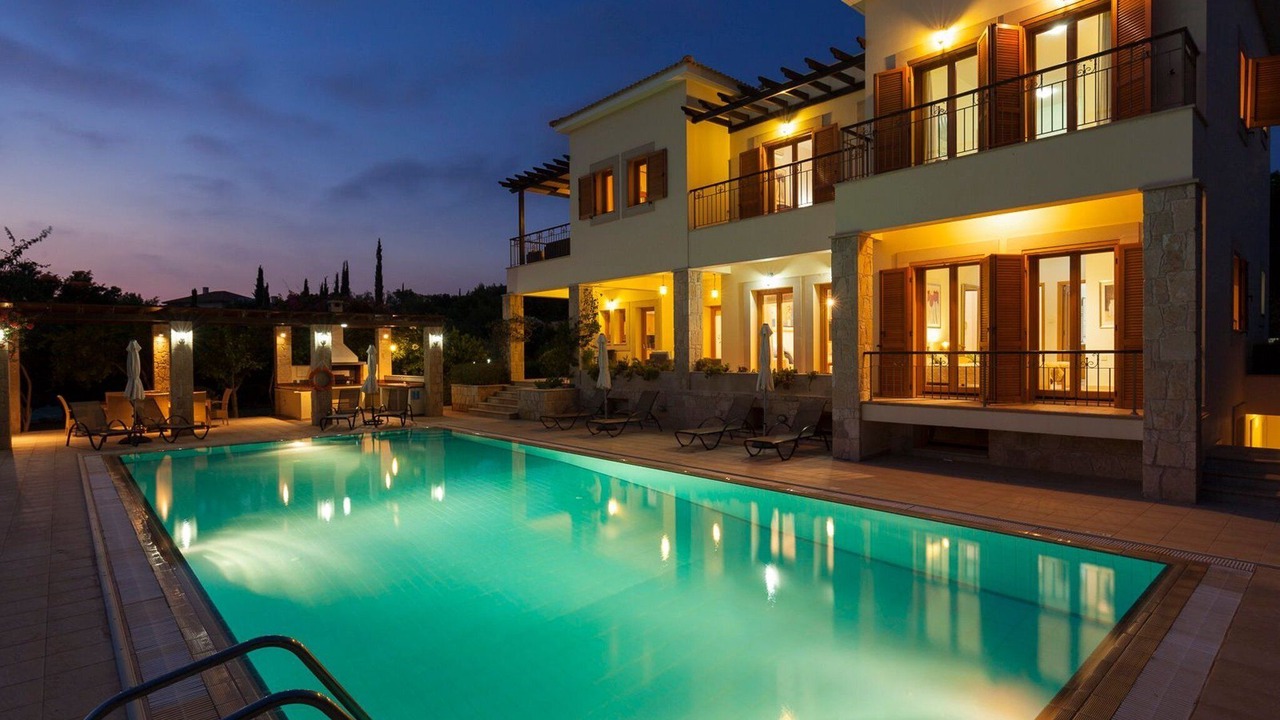 Photo of Others in Aphrodite Hills