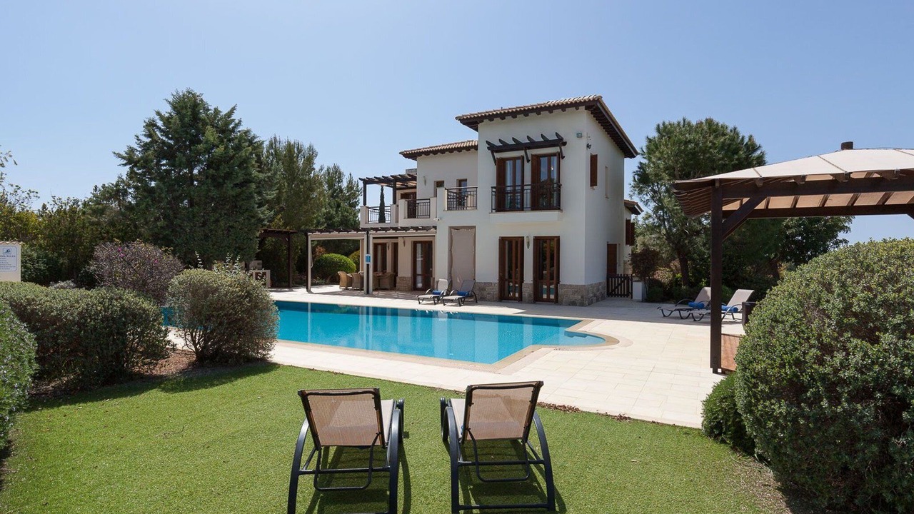 Photo of Others in Aphrodite Hills