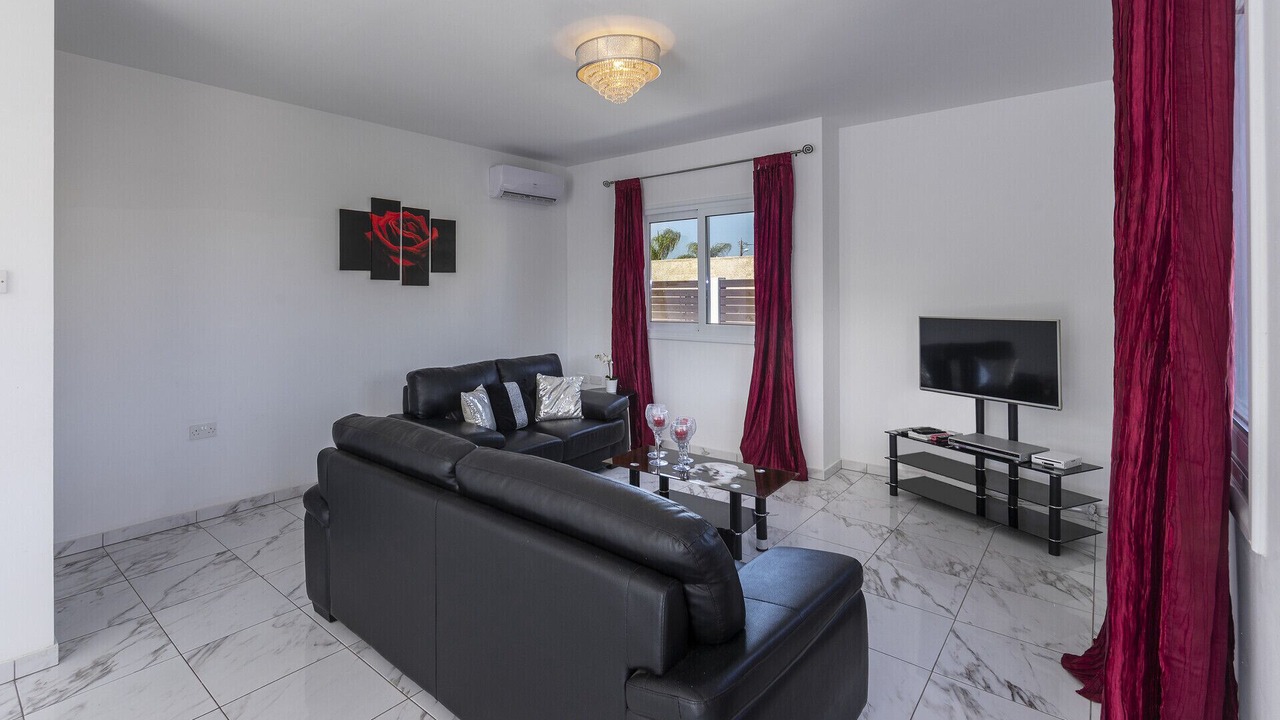 Photo of Livingroom in Protaras