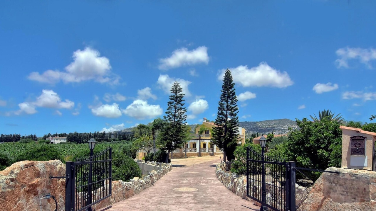 Photo of Outdoor in Pegeia