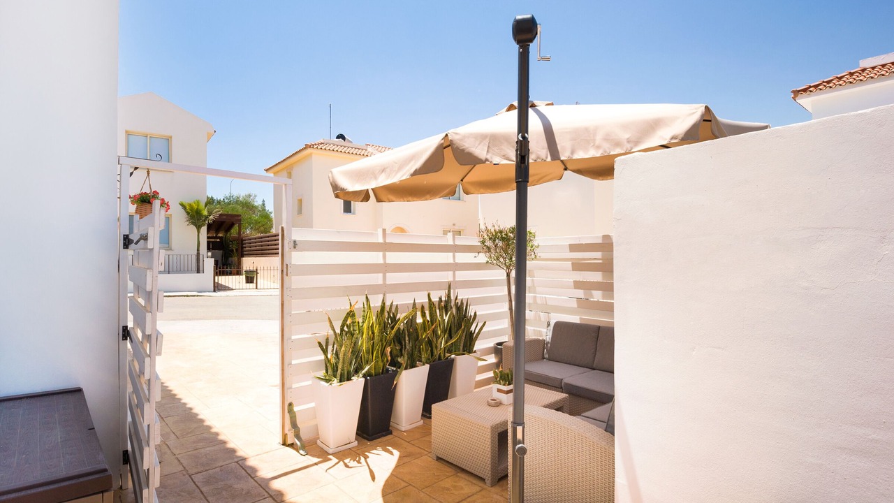 Photo of Patio Balcony in Pernera
