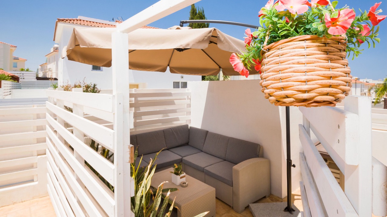Photo of Patio Balcony in Pernera