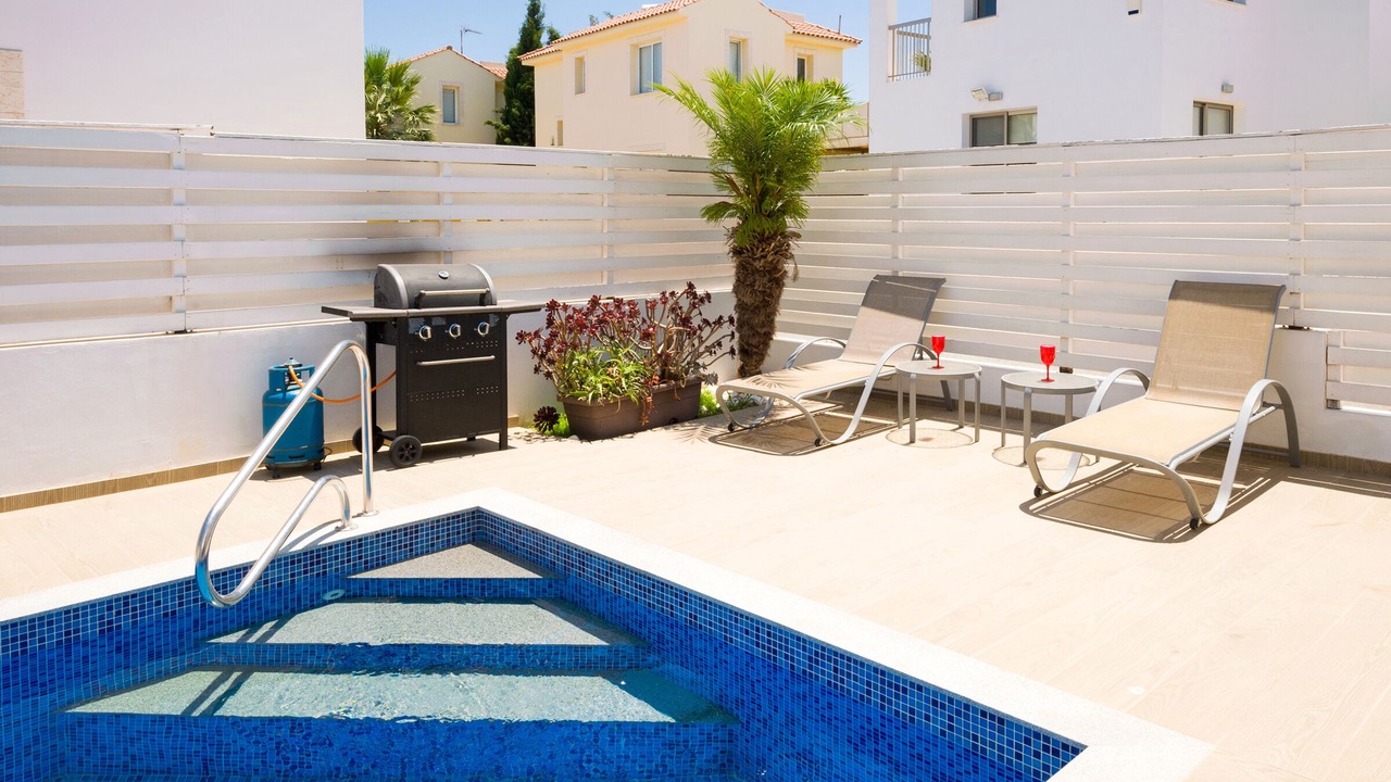 Photo of Outdoor in Pernera