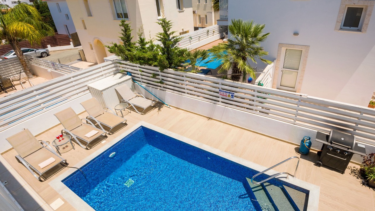 Photo of Outdoor in Pernera