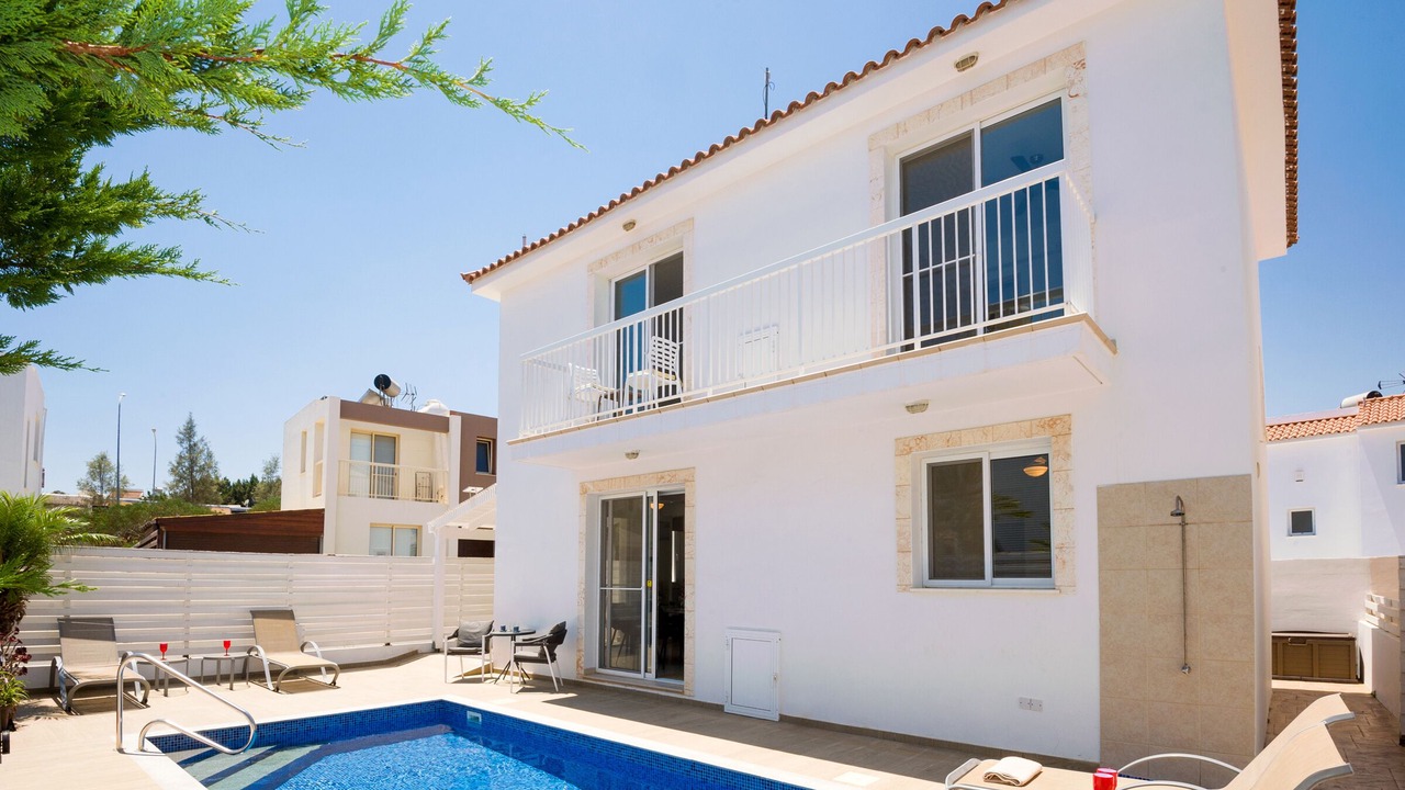 Photo of Outdoor in Pernera