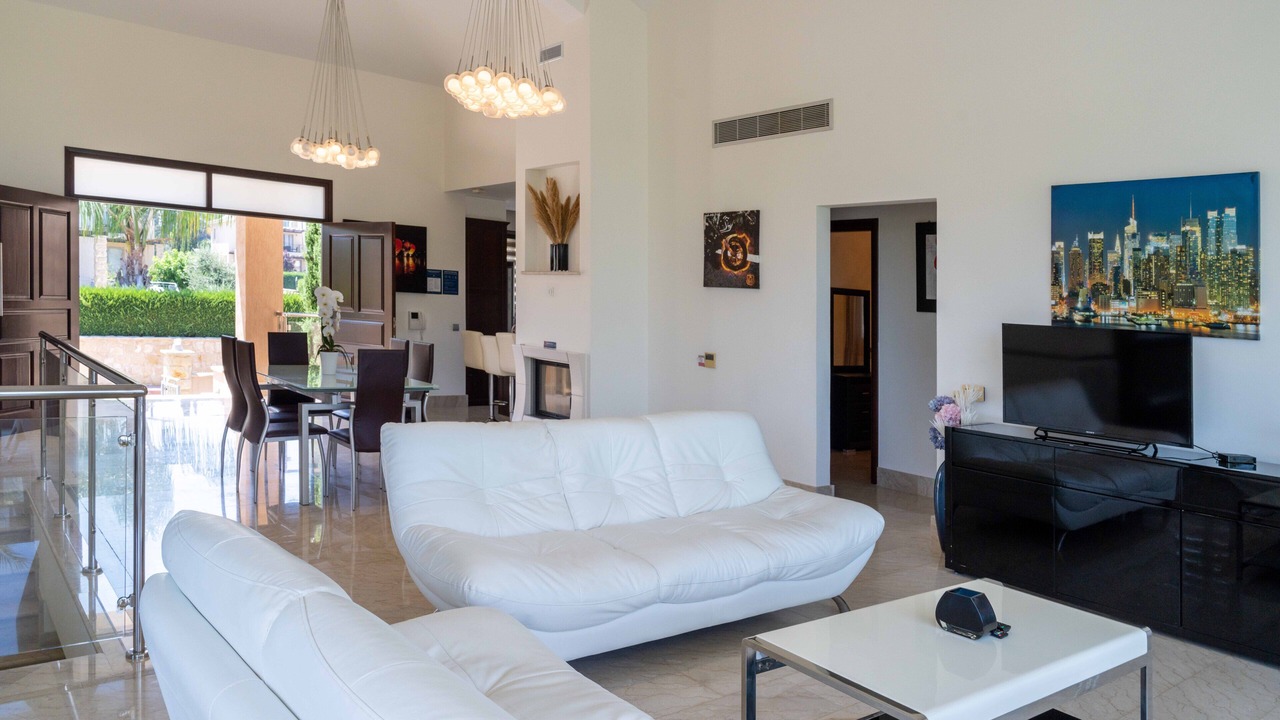 Photo of Livingroom in Polis