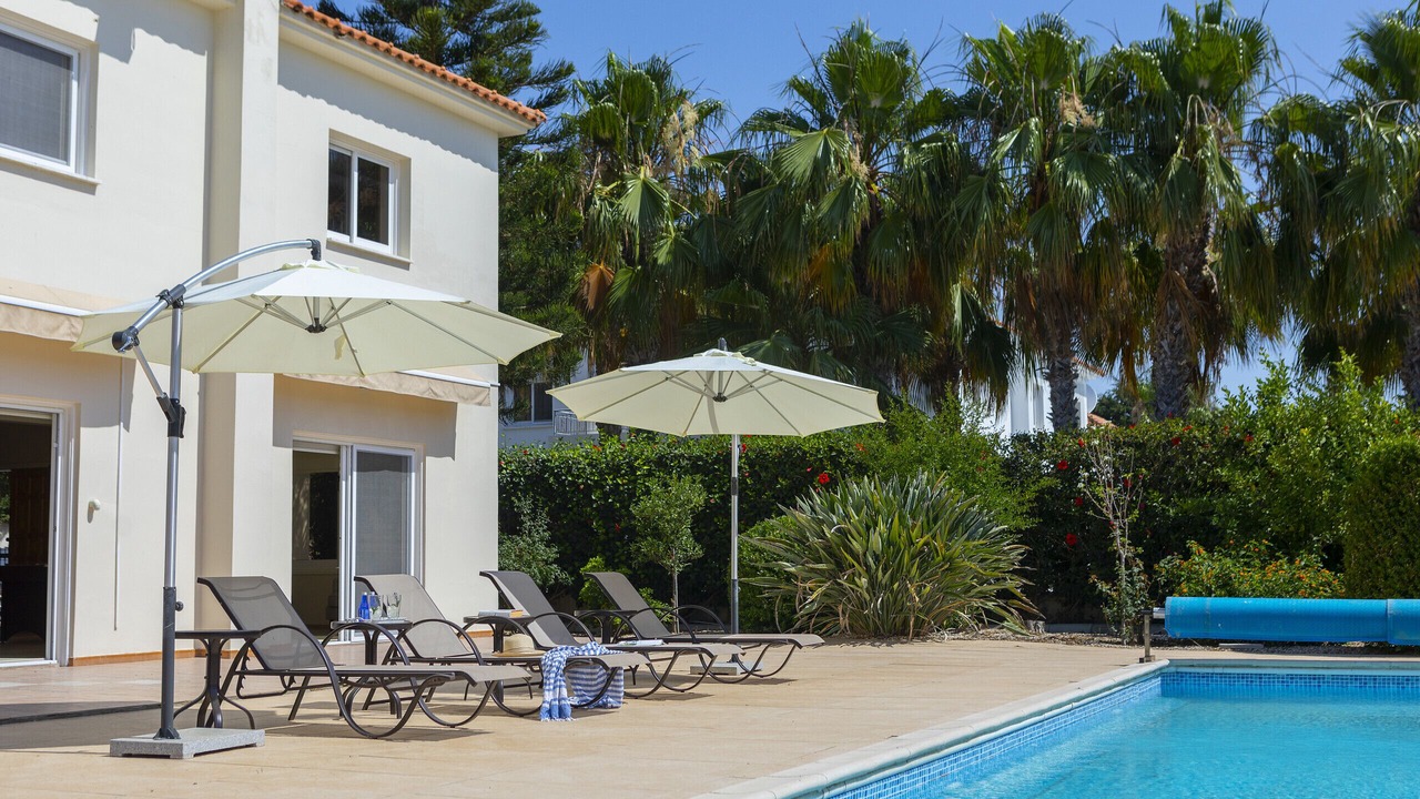 Photo of Outdoor in Pervolia