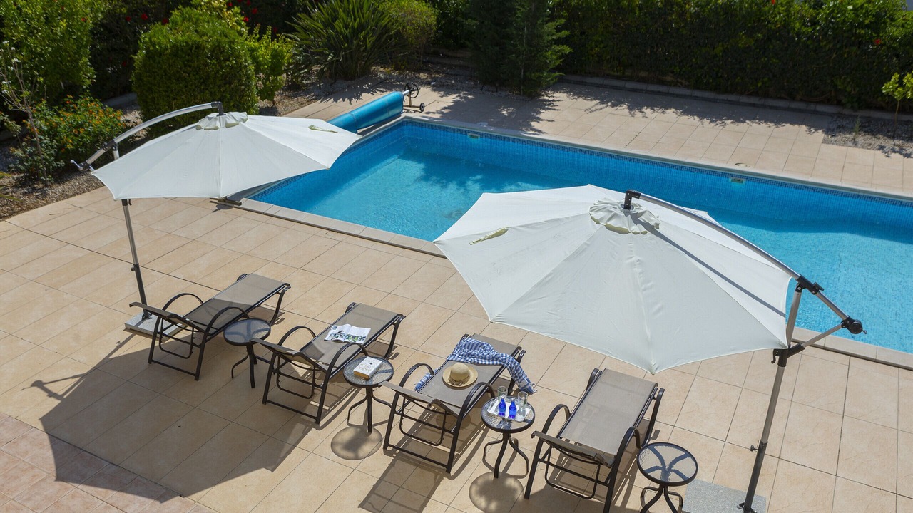 Photo of Outdoor in Pervolia
