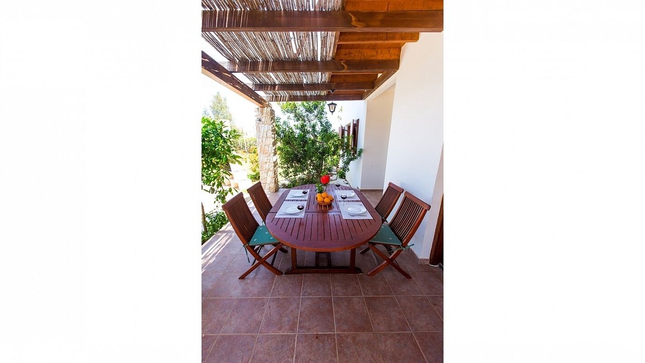 Photo of Outdoor in Pomos