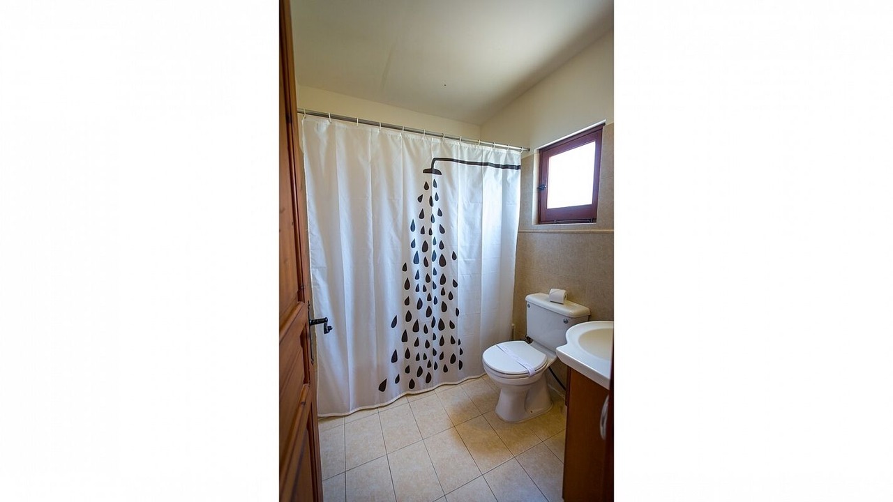 Photo of Bathroom in Pomos