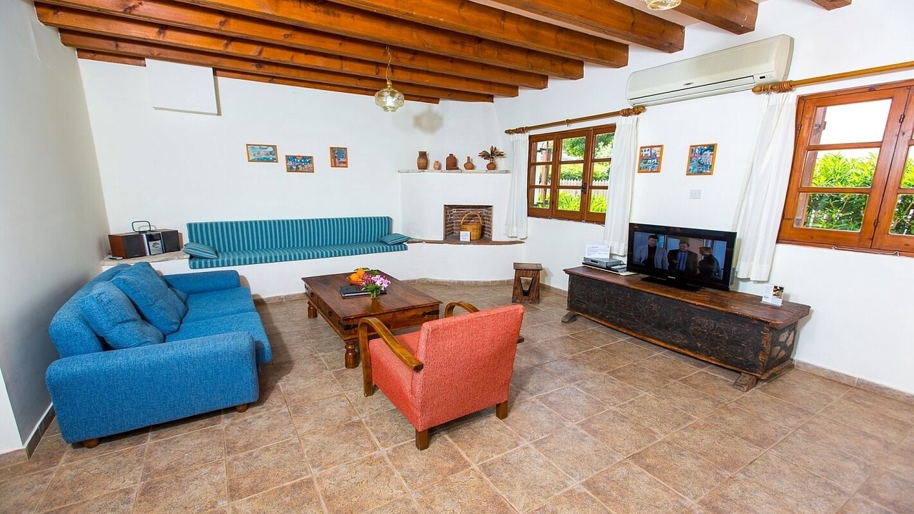 Photo of Livingroom in Pomos
