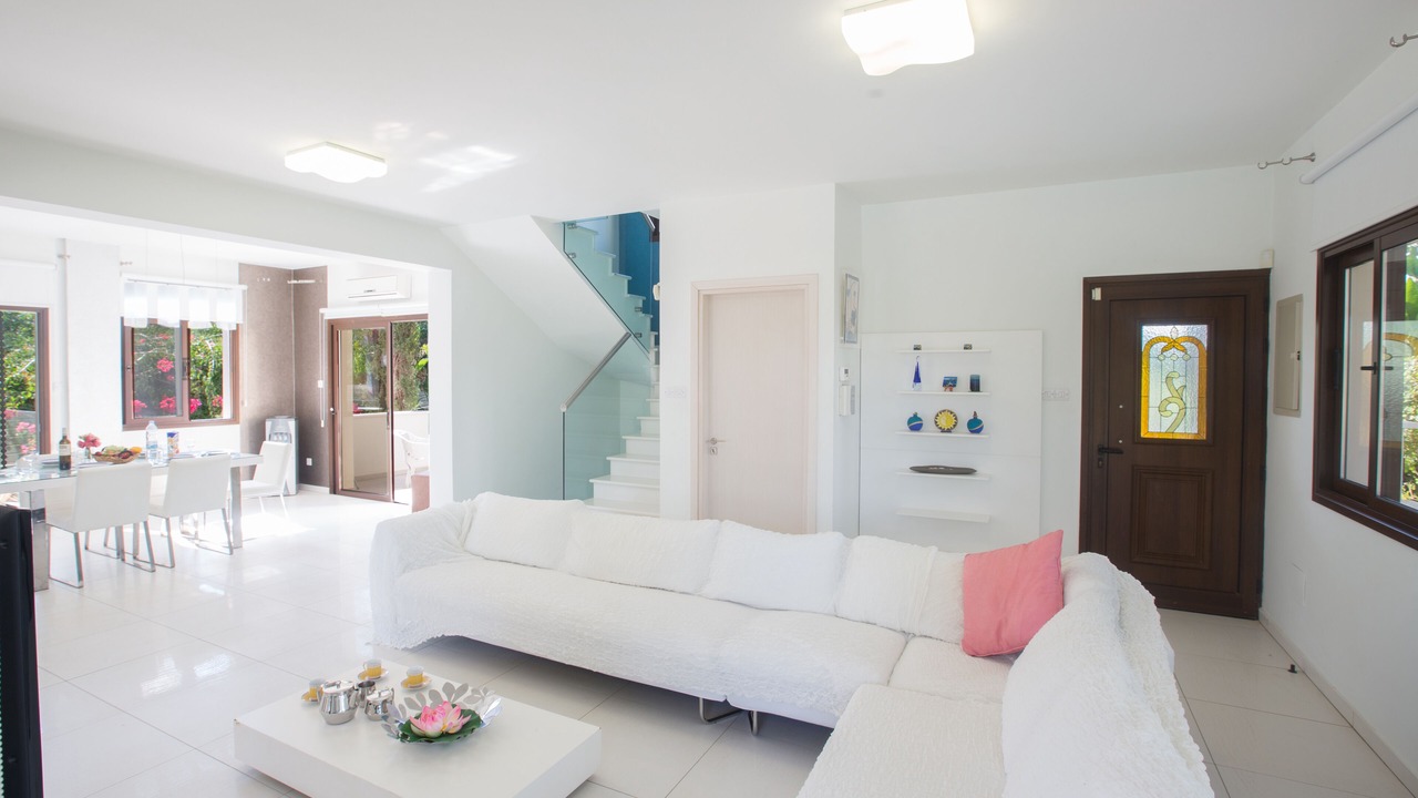 Photo of Livingroom in Cape Greko
