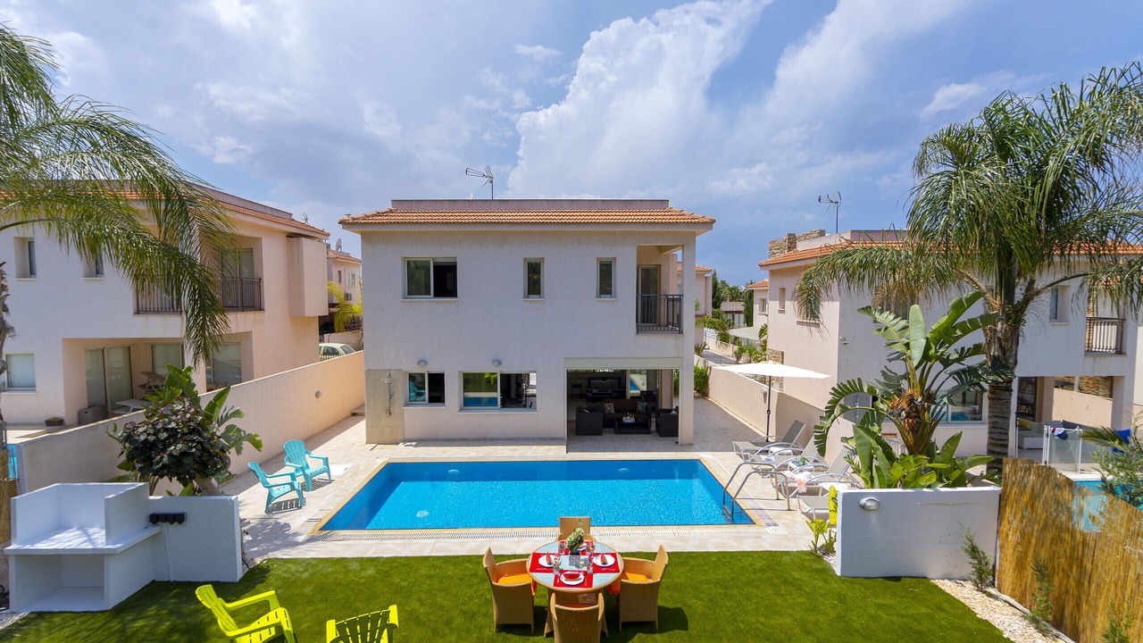 Photo of Outdoor in Pernera