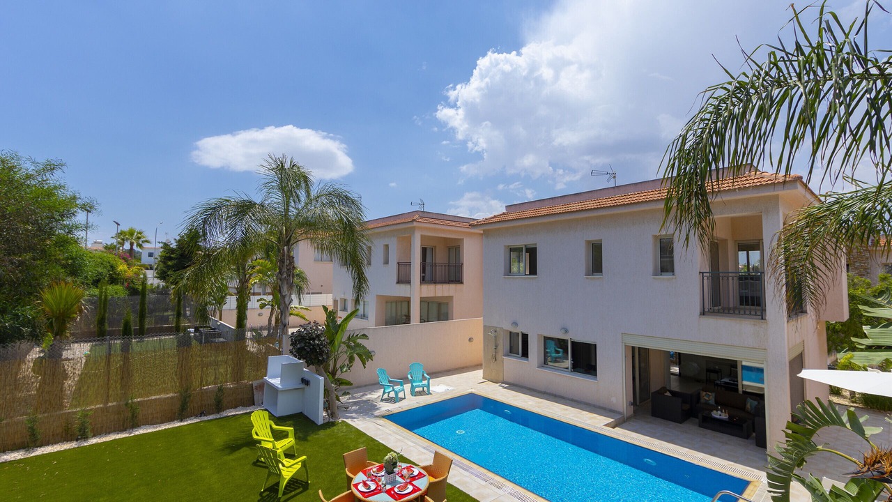 Photo of Outdoor in Pernera