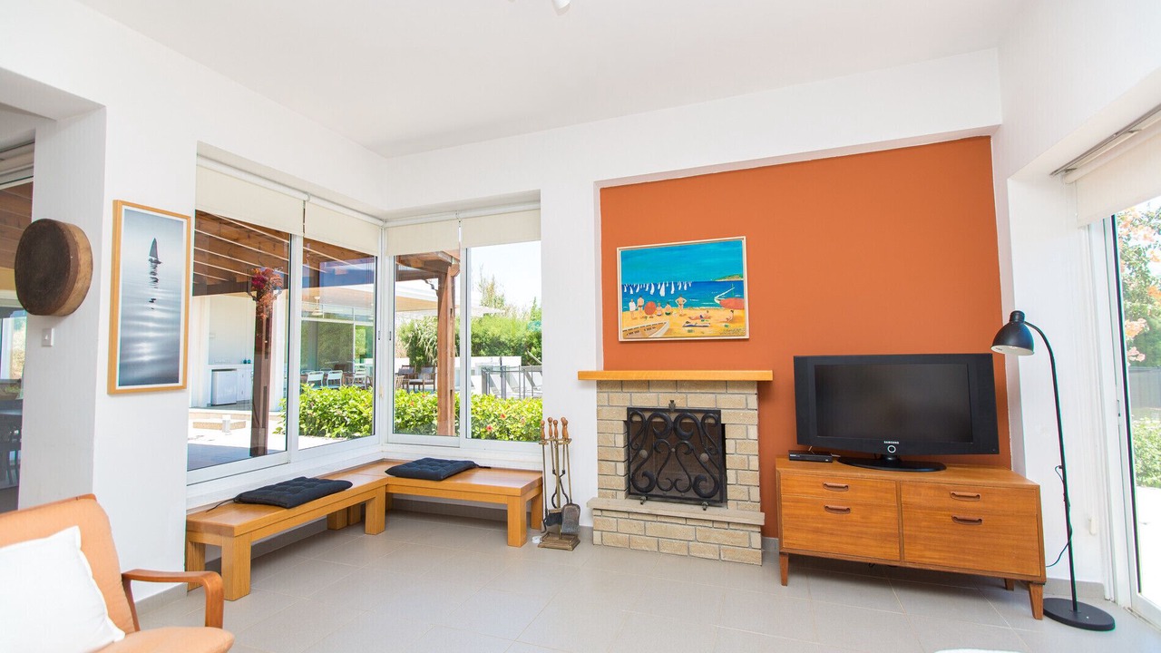 Photo of Livingroom in Ayia Napa