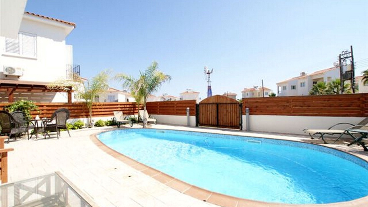 Photo of Outdoor in Pernera