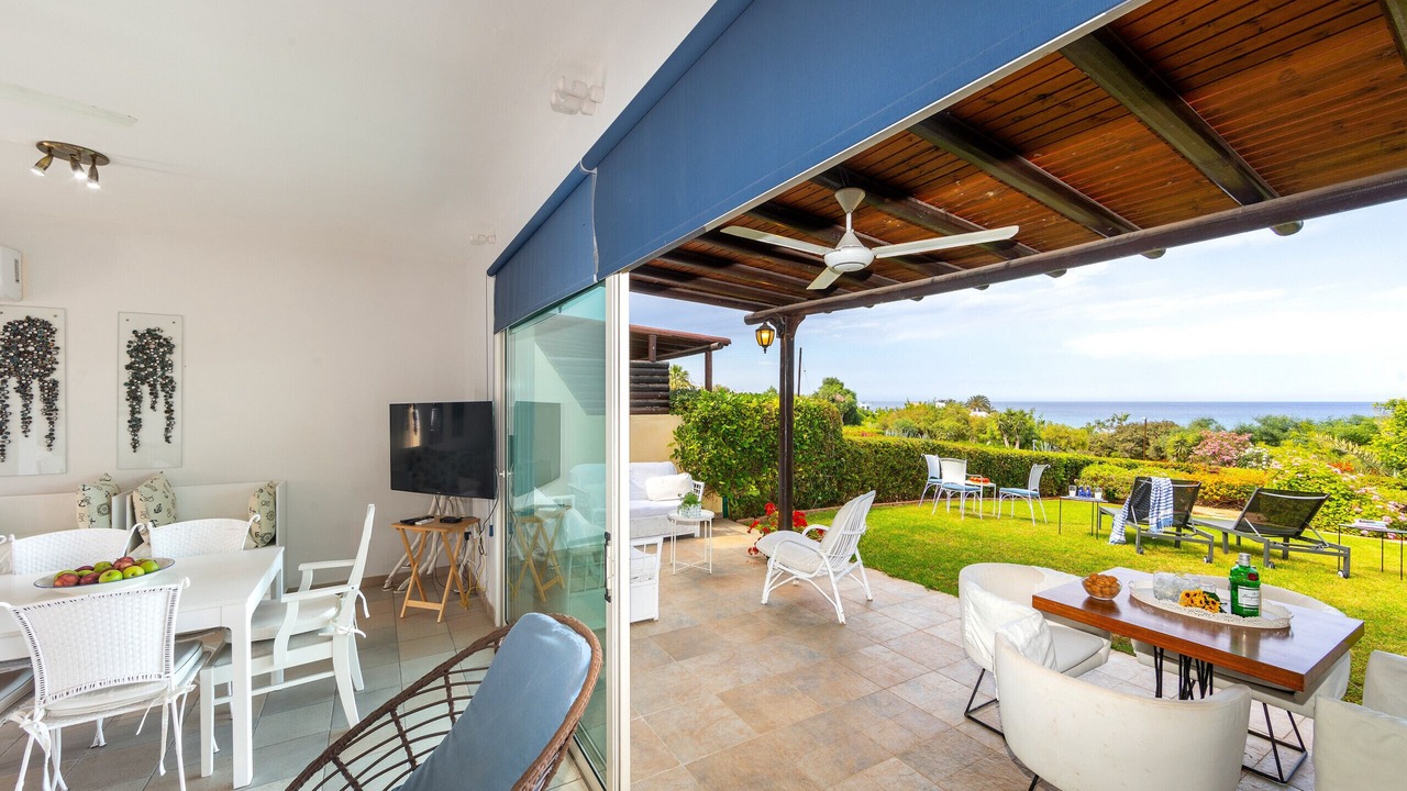 Photo of Patio Balcony in Pernera