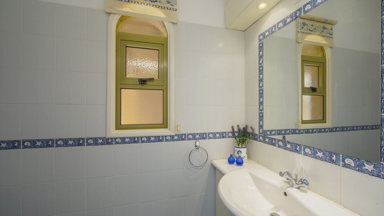 Photo of Bathroom in Pernera